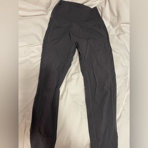 Gray Buffbunny legging